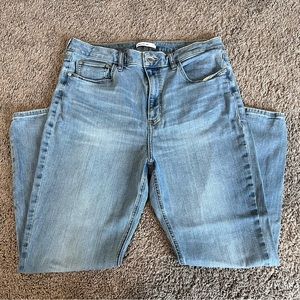 Women’s Elizabeth and James High Rise Stovepipe Jeans size 14